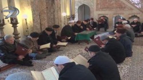 480 YILDIR KESİNTİSİZ HATİM