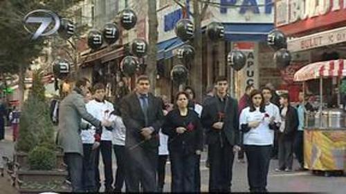 VALİ MUTLU OYUNCU OLDU