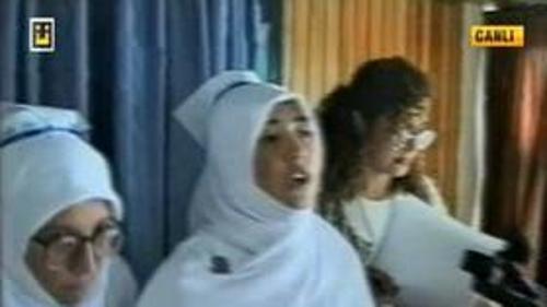 İŞTE BAŞÖRTÜSÜNE YAPILANLAR