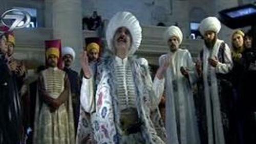 TARİH YENİDEN CANLANDI