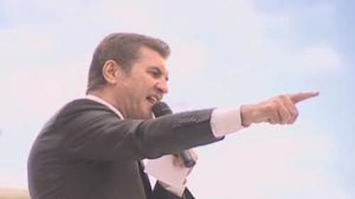 SARIGÜL'DEN SALVOLAR