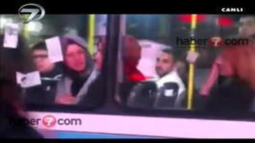 BAŞÖRTÜLÜLERE BÖYLE SALDIRDILAR