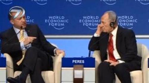 PERES'İ ÖVDÜ ERDOĞAN'I ELEŞTİRDİ