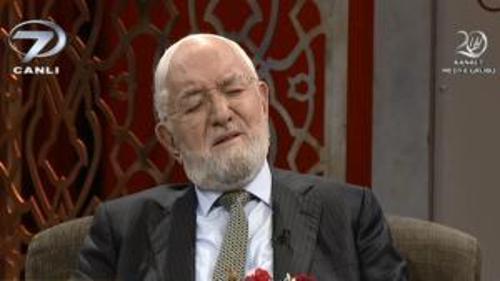 'FİLİSTİNLİ KARDEŞLERİM İÇİN YÜREĞİM YANIYOR'