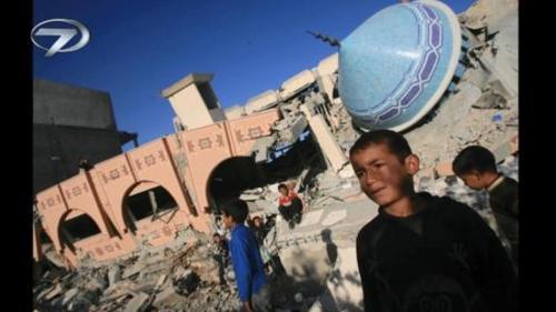 'TESLİM OLMAYACAĞIZ BU GECE GAZZE'DE'