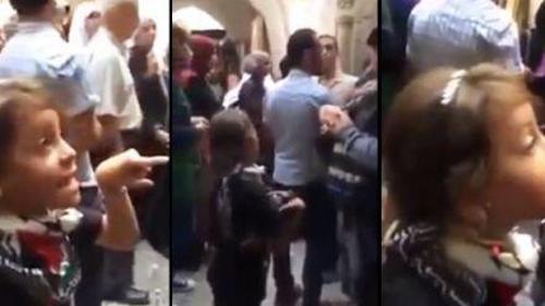 FİLİSTİNLİ KIZ İSRAİL ASKERİNE HADDİNİ BİLDİRDİ