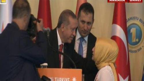 KIZ ÇOCUĞU ERDOĞAN'A NELER SÖYLEDİ?