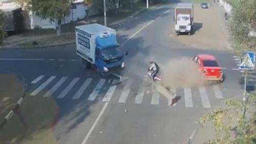 ÖLDÜRMEYEN ALLAH ÖLDÜRMÜYOR