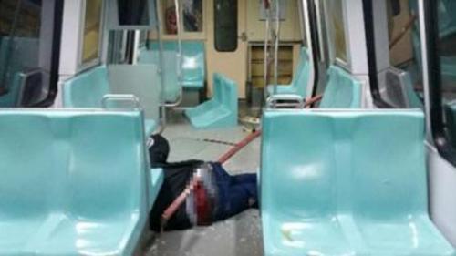 İSTANBUL'DA İNANILMAZ METRO KAZASI