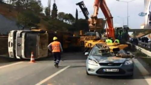 BEŞİKTAŞ'TA KAZA ÜSTÜNE KAZA