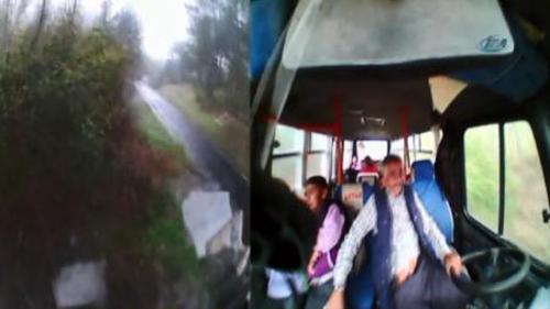 ÖĞRENCİ SERVİSİ BÖYLE KAZA YAPTI