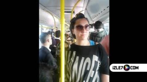 BELEDİYE OTOBÜSÜNDE 10 KASIM EYLEMİ