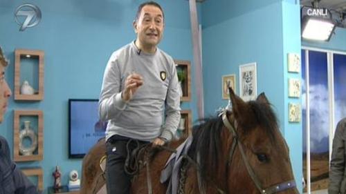 CANLI YAYINDA AT İLE TEDAVİ VE PASTIRMA YAPIMI