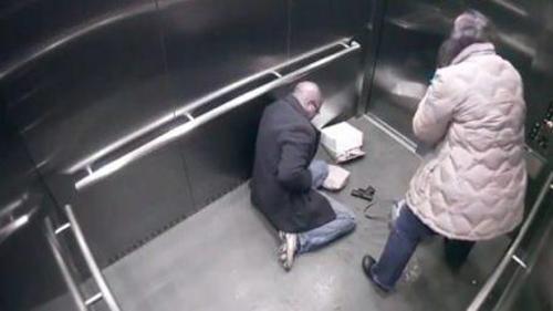 ASANSÖRDE KENDİ KENDİNİ VURAN POLİS