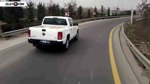 "KADIN ŞOFÖR" DEDİ SERT KAYAYA ÇARPTI