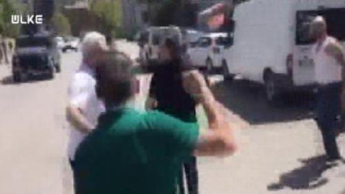 TUNCELİ'DE POLİSE SALDIRI