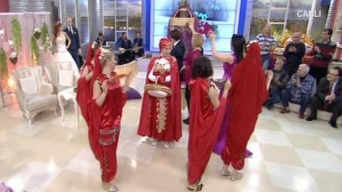 MAHMUT TUNCER'LE NASİPSE OLUR - 8 ARALIK 2015