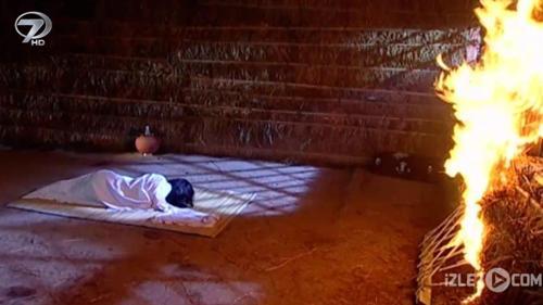 İçça alevlerin arasından kurtulabilecek mi?