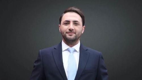 &Uuml;lke&rsquo;de Baş Başa