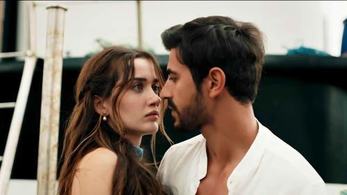 Arafta 1. Bölüm - 1 Aralık Pazartesi